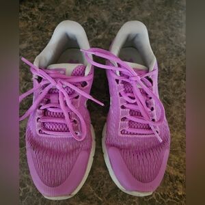 Girls Under Armour shoes 4y